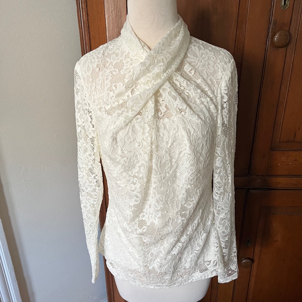 Elie Tahari Lace white cream criss cross top